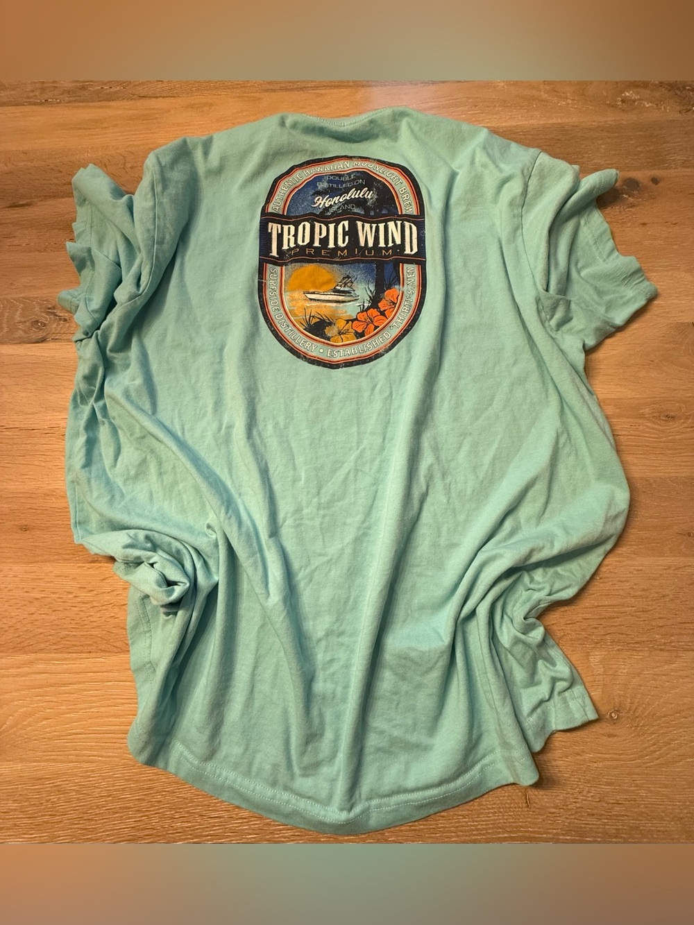 IZOD Saltwater Tropic Wind Honolulu Hawaii Graphic Tee 3XLT - Picture 2 of 3